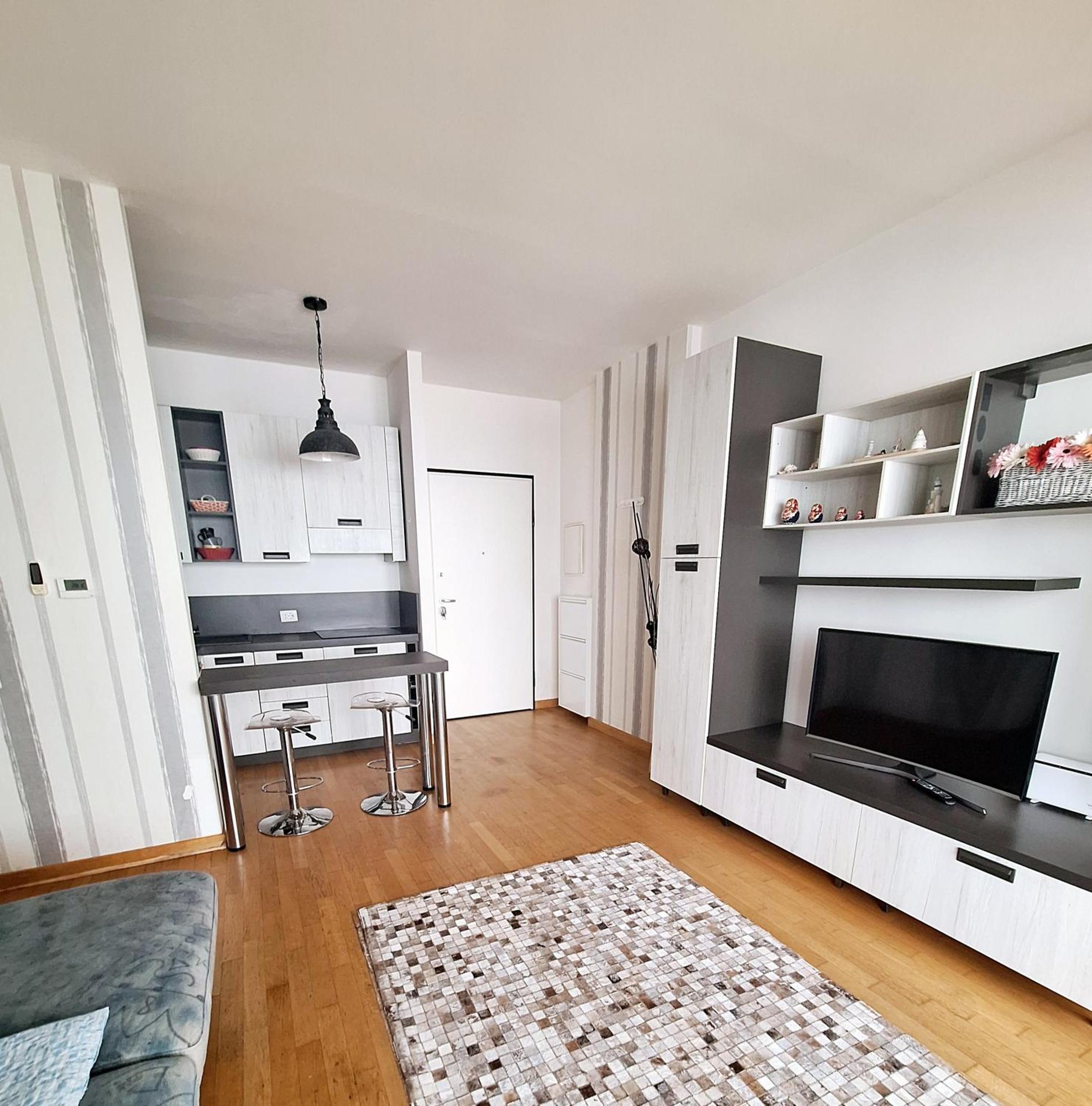 Appartamento Con Terrazzo โรม ภายนอก รูปภาพ